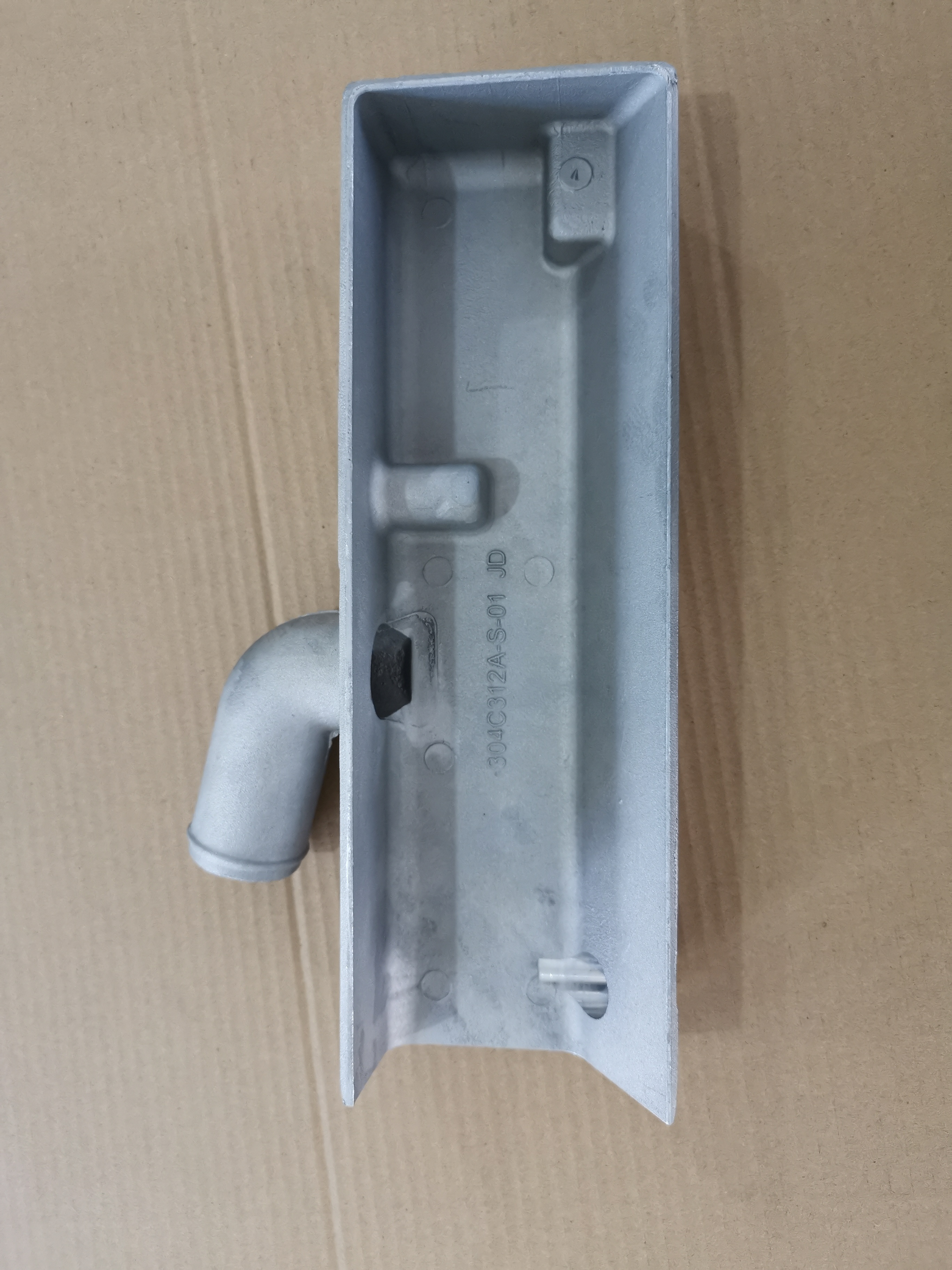 工厂外景与设备