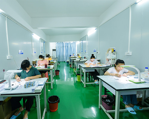 建力电阻应变计生产车间