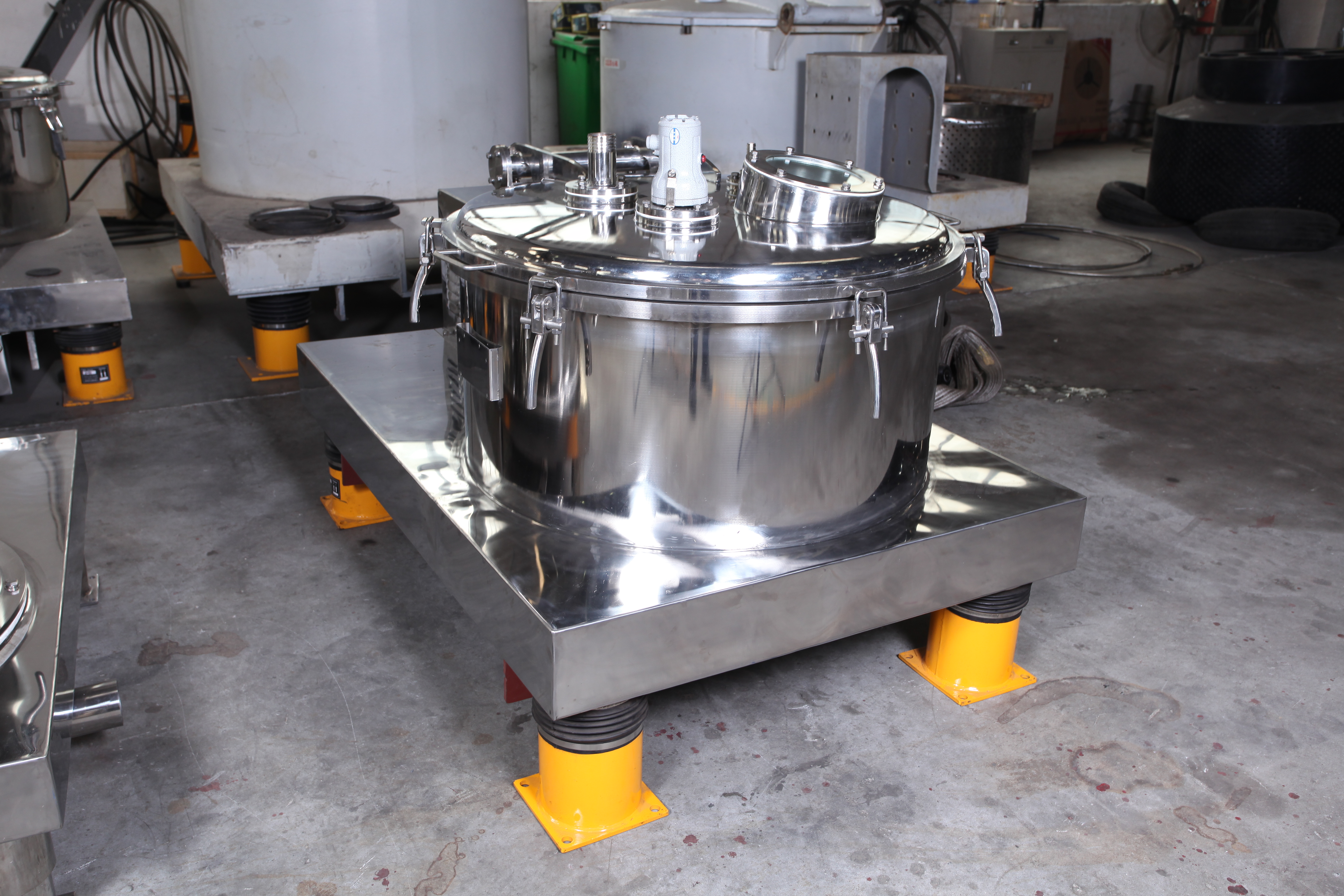 金麦穗离心机工作现场