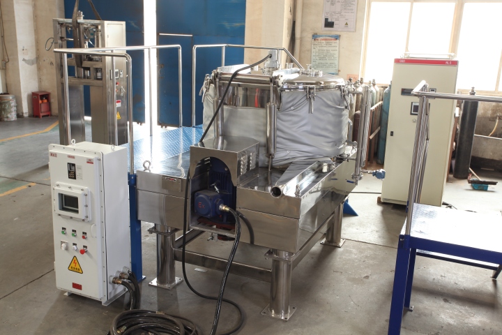 平板下卸料LGZ离心机内部结构展示