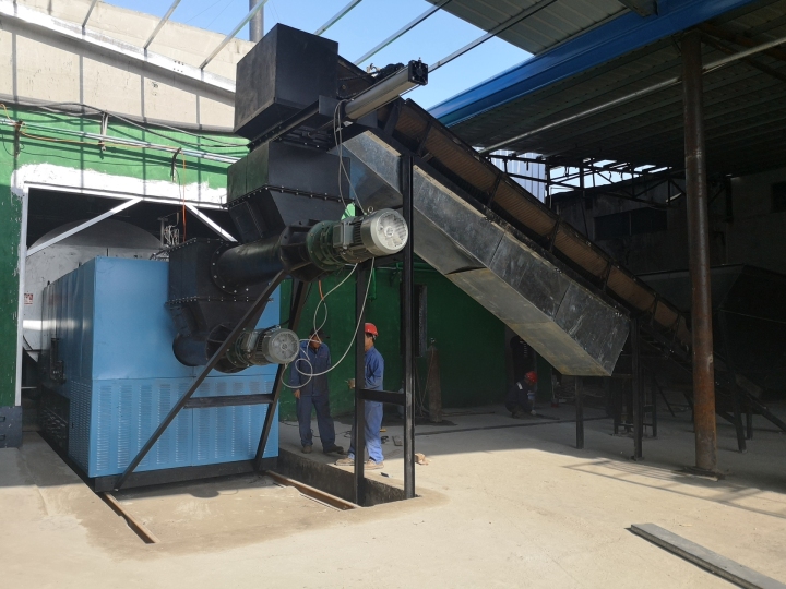 生物质气化炉工作现场