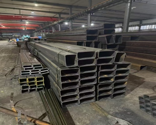 无缝钢管切割生产线实景