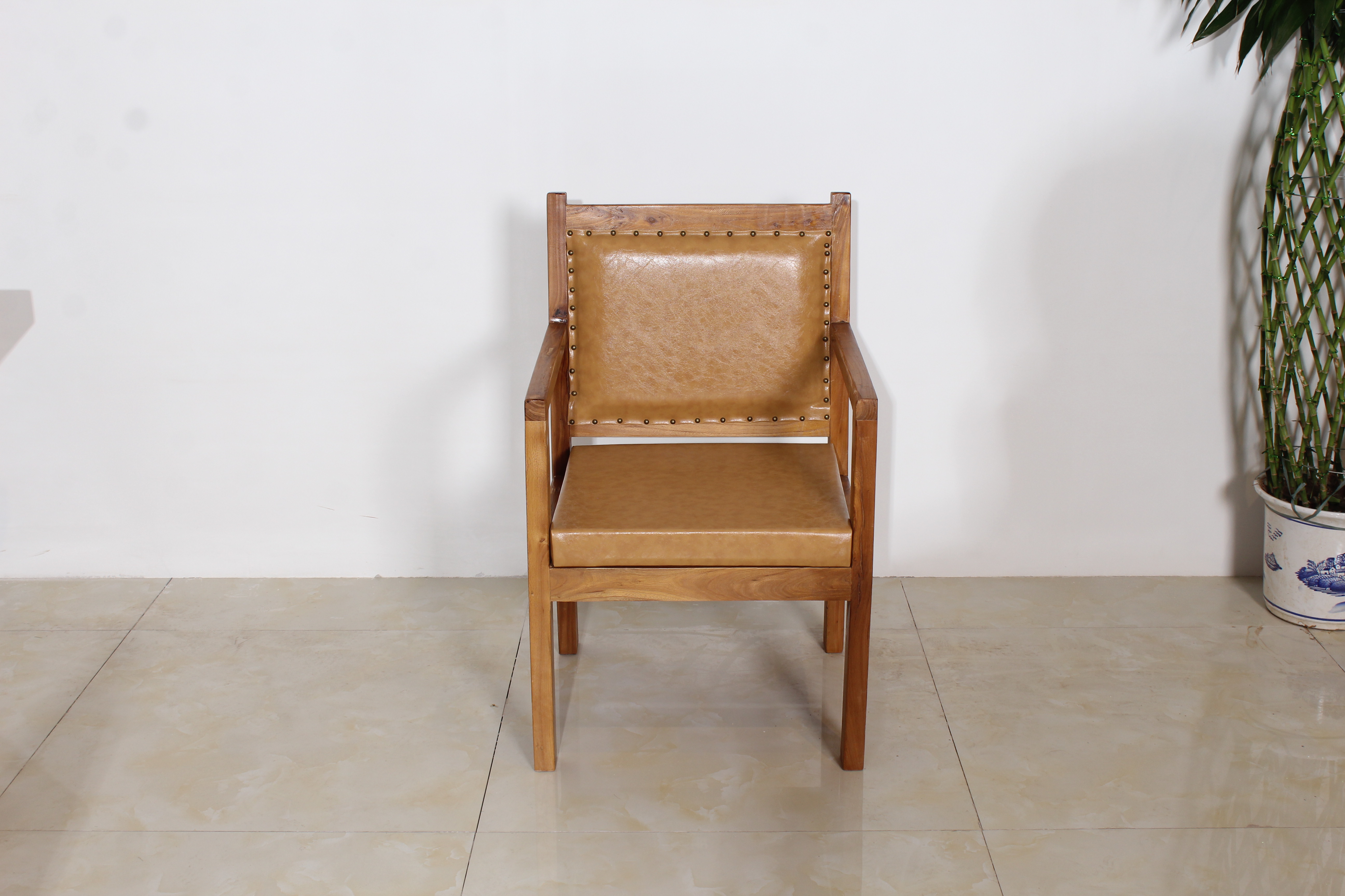 老榆木边柜特写