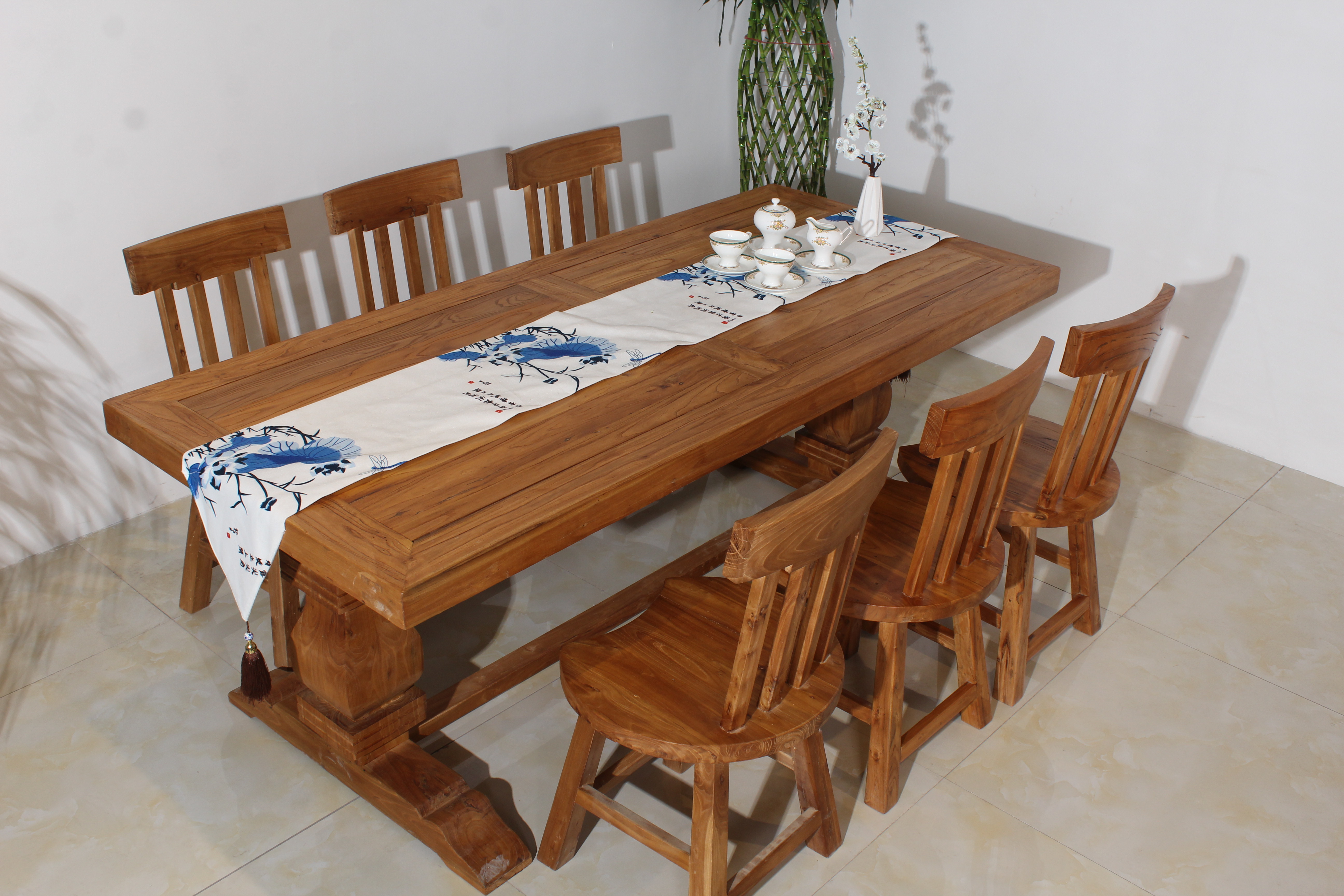 老榆木餐桌椅产品图3