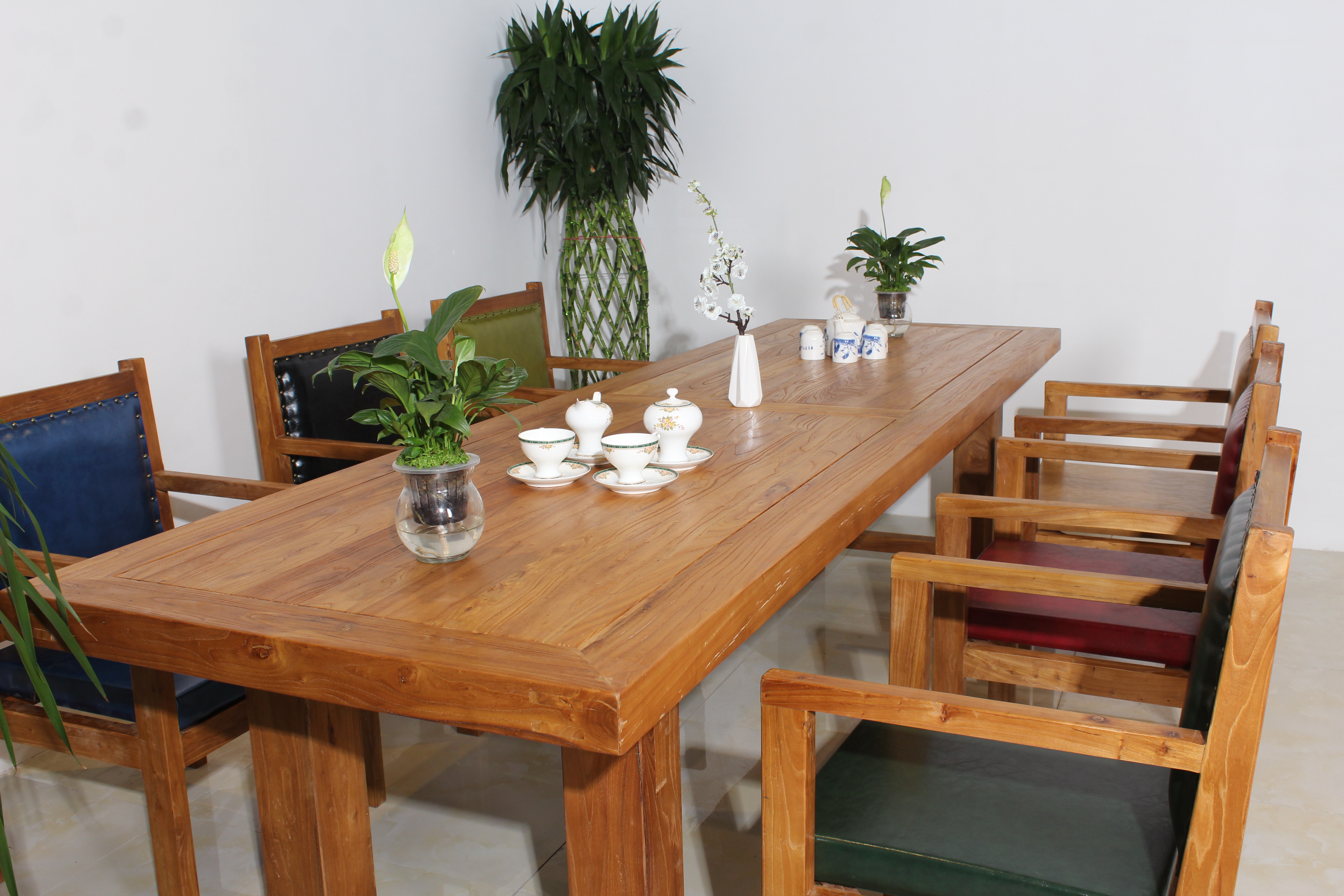 2025老榆木餐桌椅潮流指南：型号推荐、合作方式与厂家选择