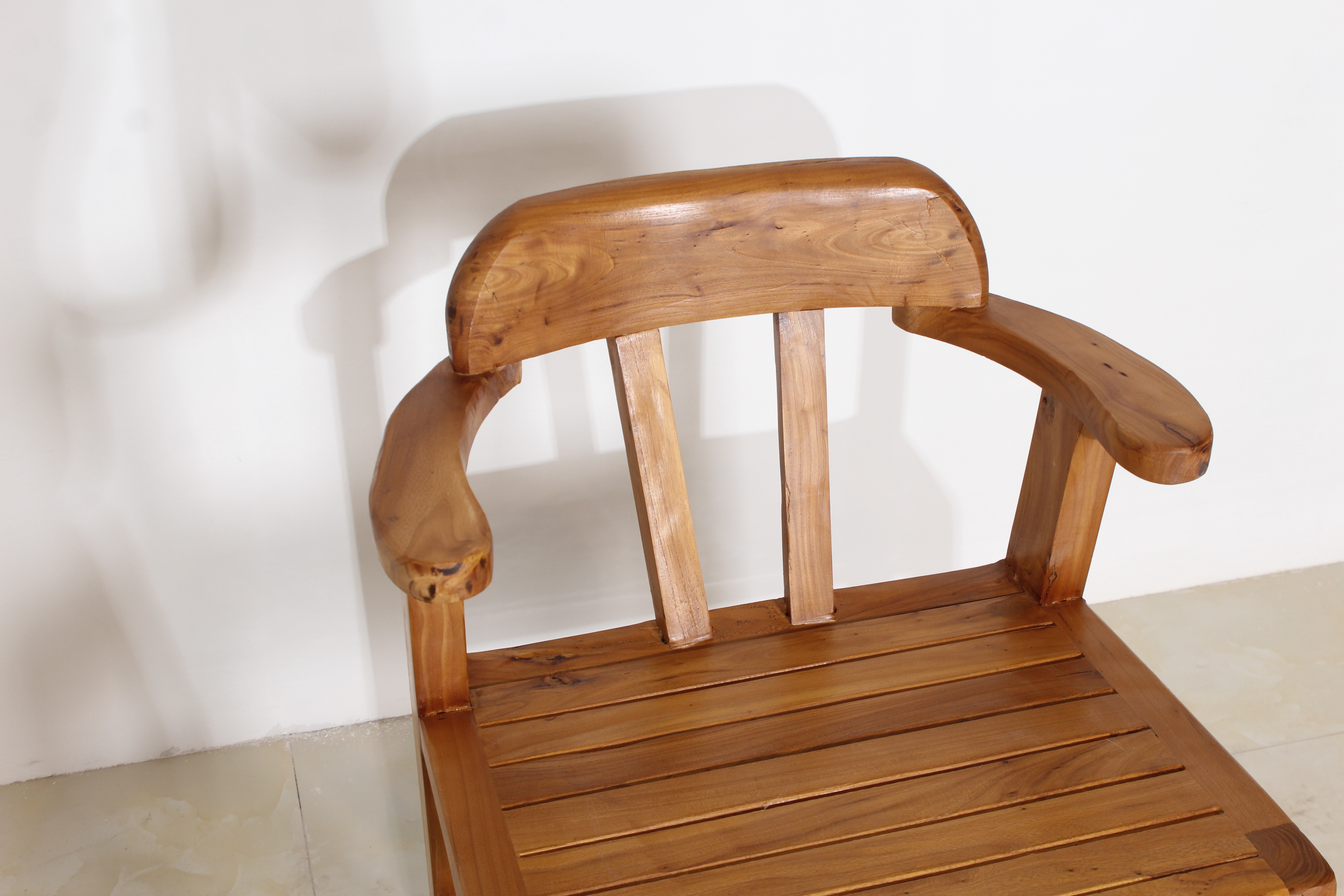 老榆木咖啡椅精细工艺