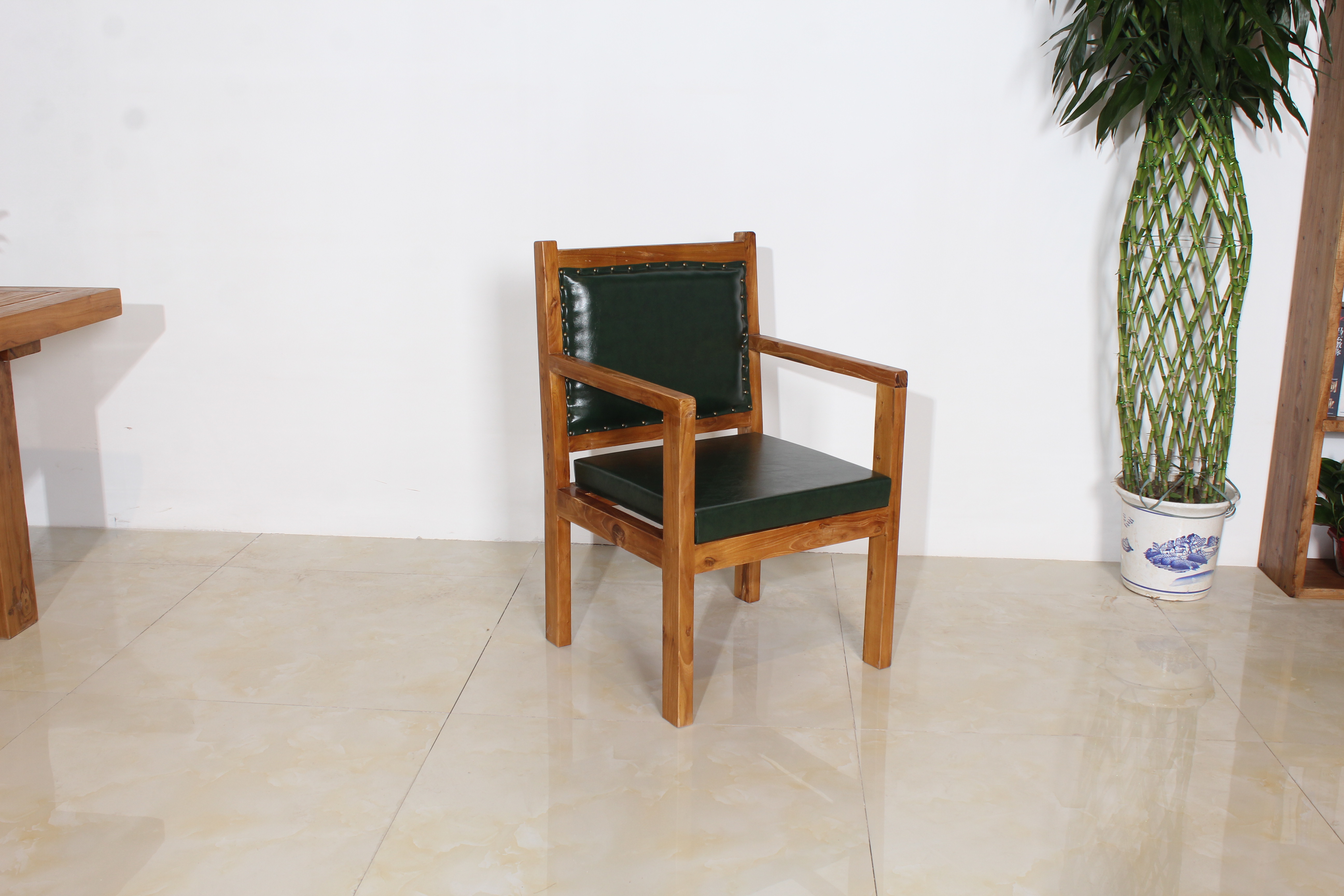 老榆木咖啡椅实际应用