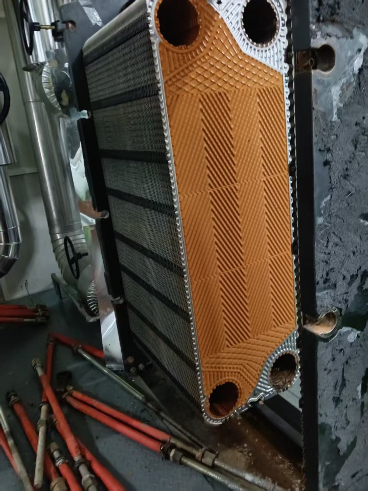 板式换热器清洗后效果对比