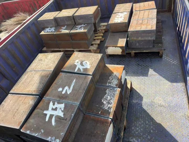 船板钢板切割加工现场