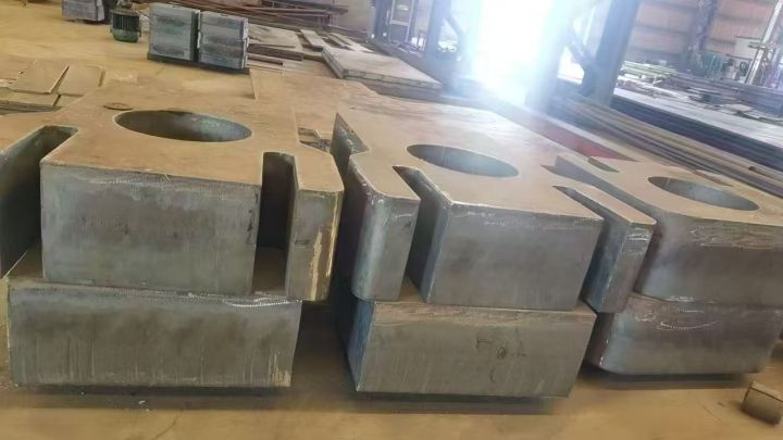 华南精准容器板切割流程