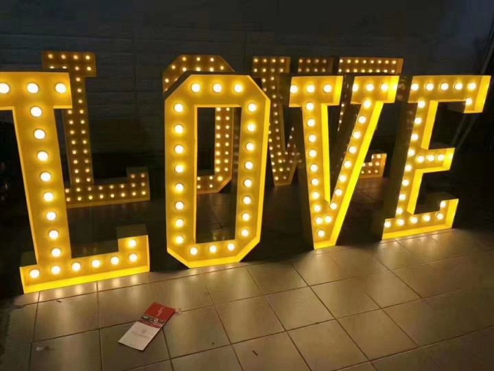 现代发光字商业应用