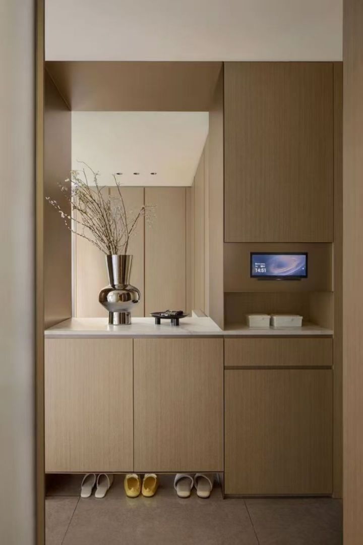 护墙板安装现场