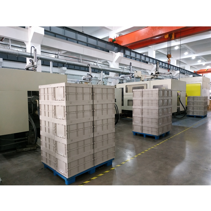 折叠周转箱堆叠展示