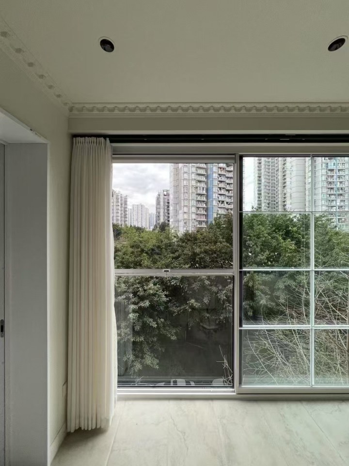 六轨极窄推拉窗轨道结构