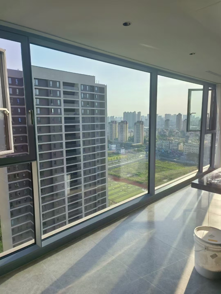 六轨极窄推拉窗细节工艺展示