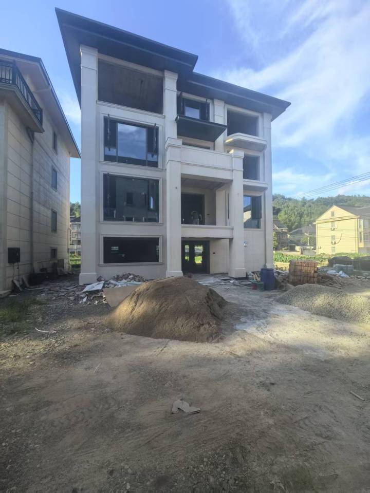 断桥铝系统窗外观展示