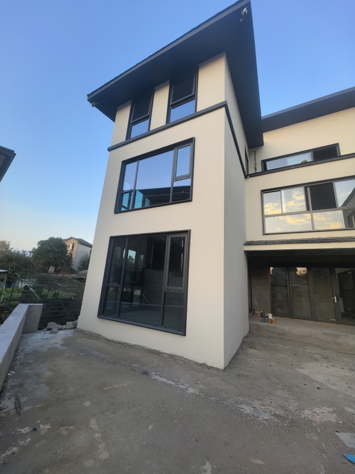 外开窗纱一体窗结构剖面展示