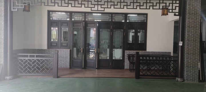 中式仿古大门安装效果