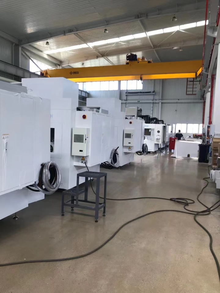 产品广泛应用于各类严苛工业环境，保障设备稳定