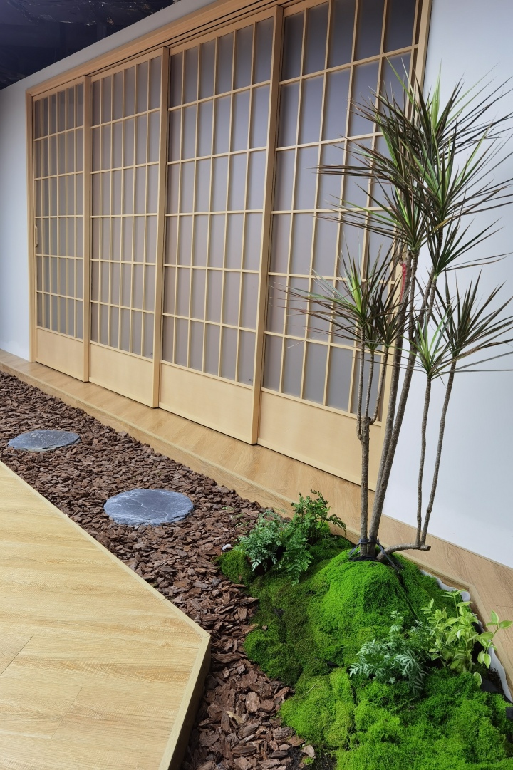 现代家居铝门应用实景