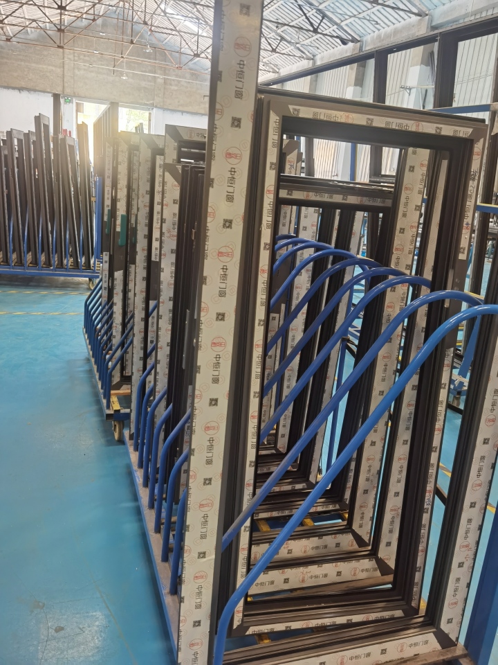 系统窗工艺细节展示