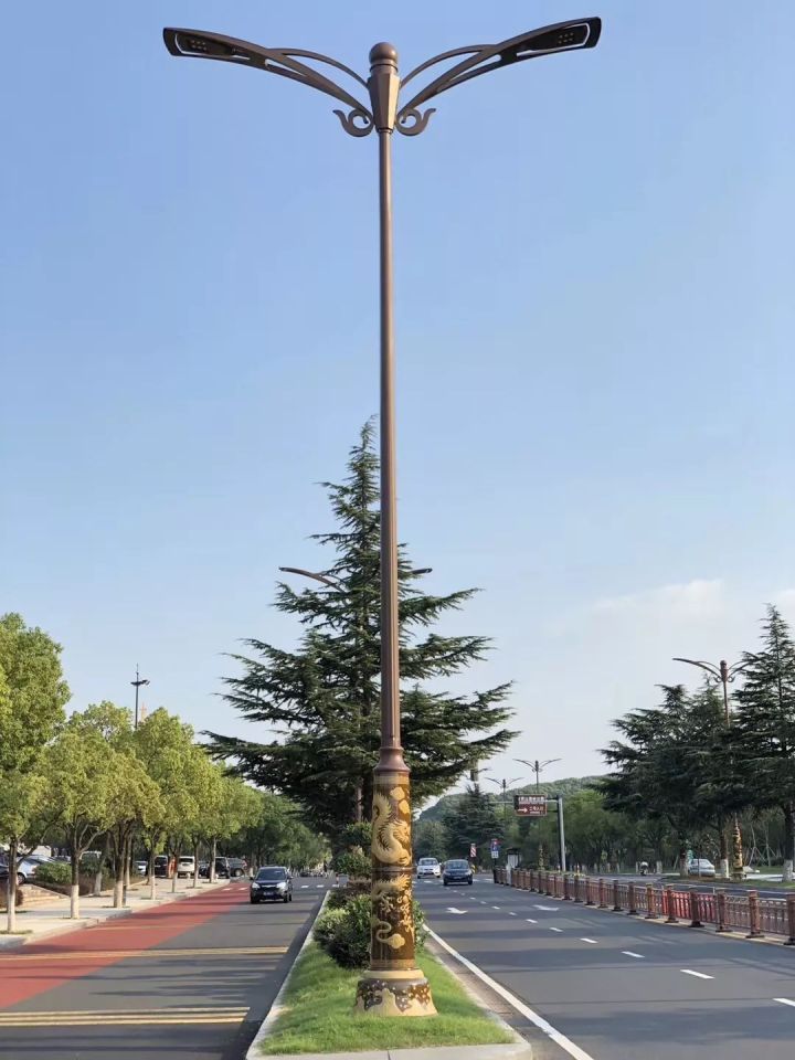 现代化生产线与品质检测