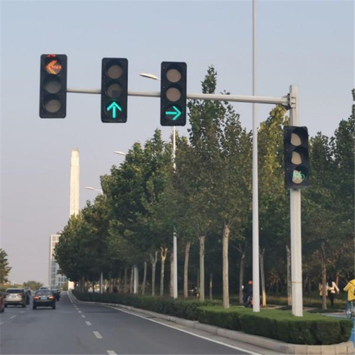 交通信号杆实际应用场景