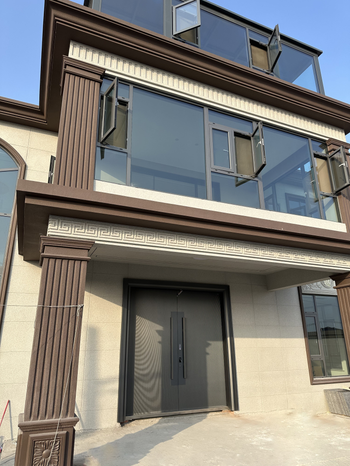 精雕铸铝门外观展示