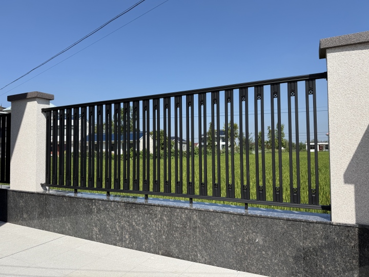 铝艺大门精细工艺展示