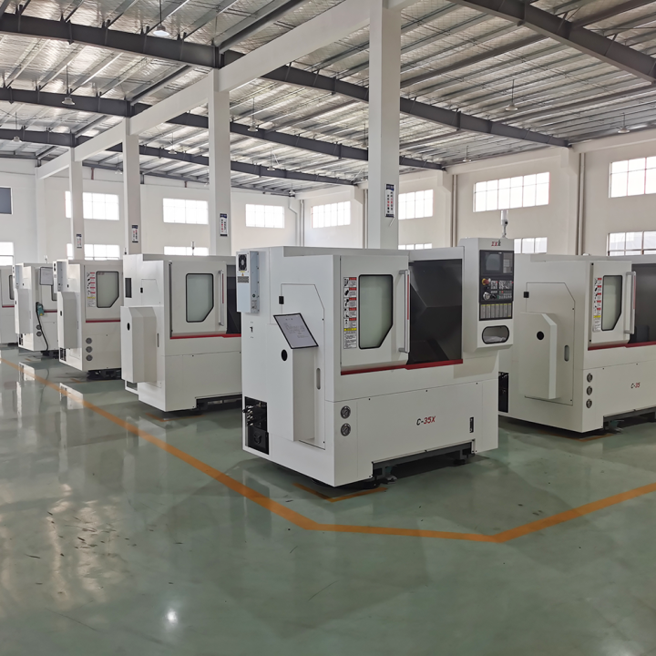 双主轴车铣复合机床内部结构特写