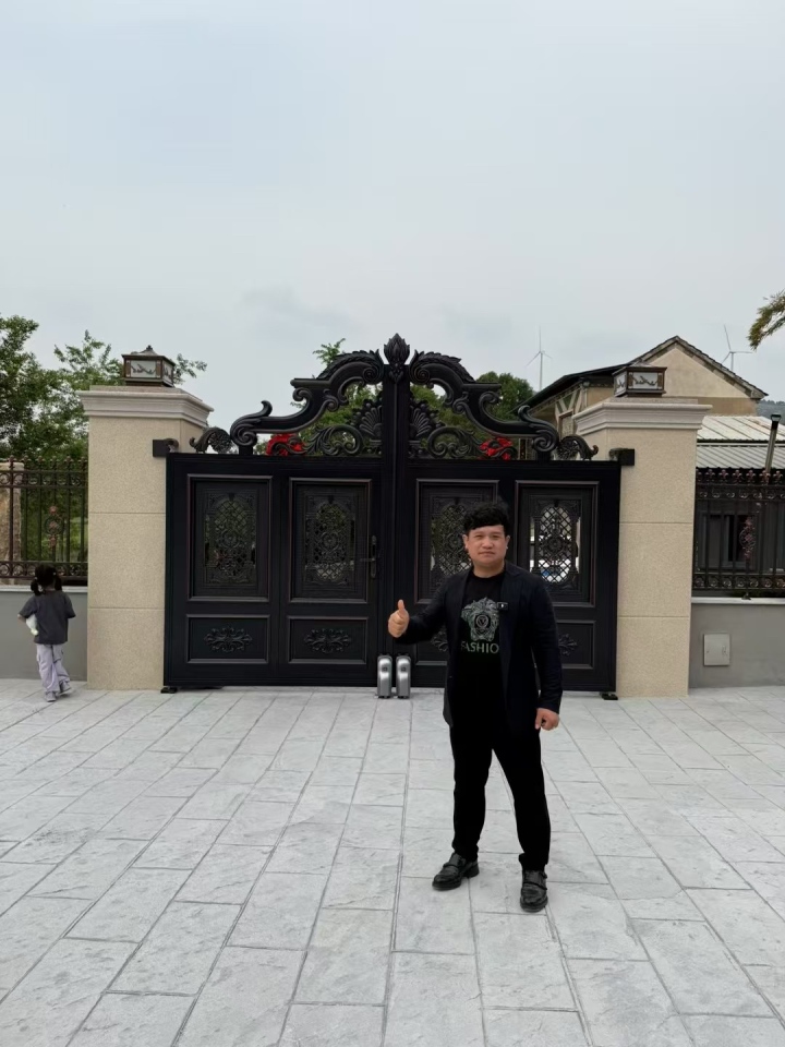 铝雕大门工艺细节