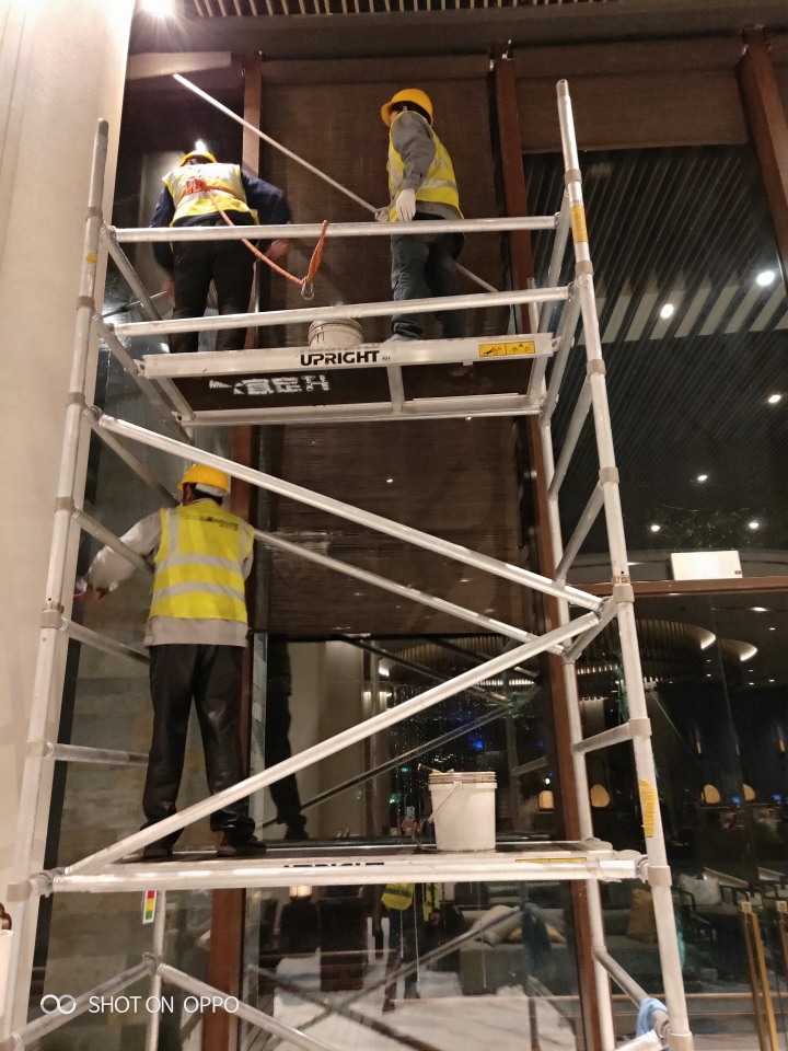 百丽洁超市保洁服务现场