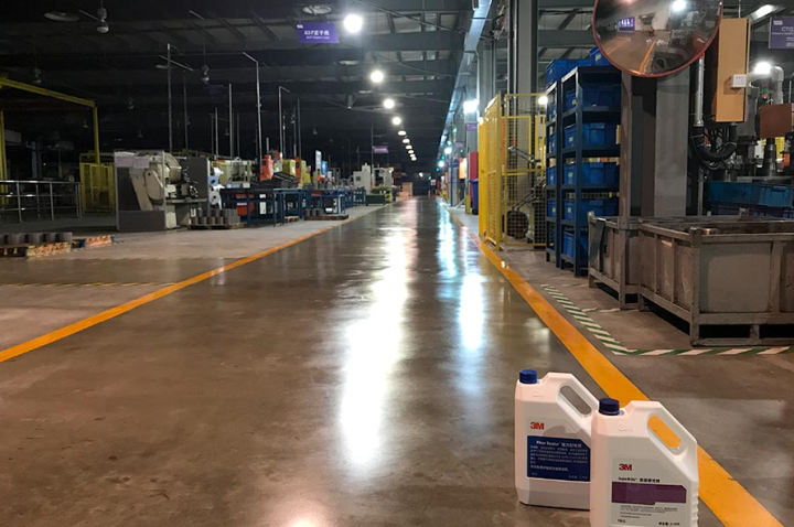 先进的车间清洗设备展示