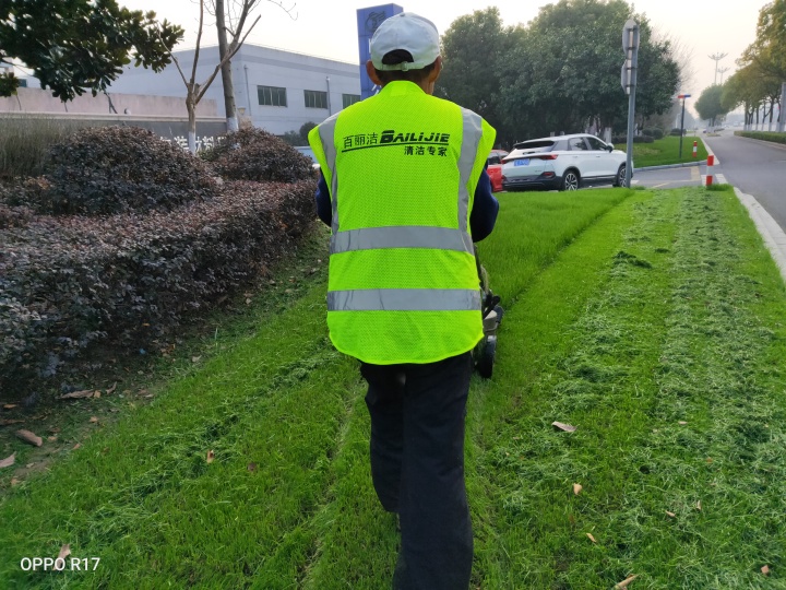 现代化清洗设备展示