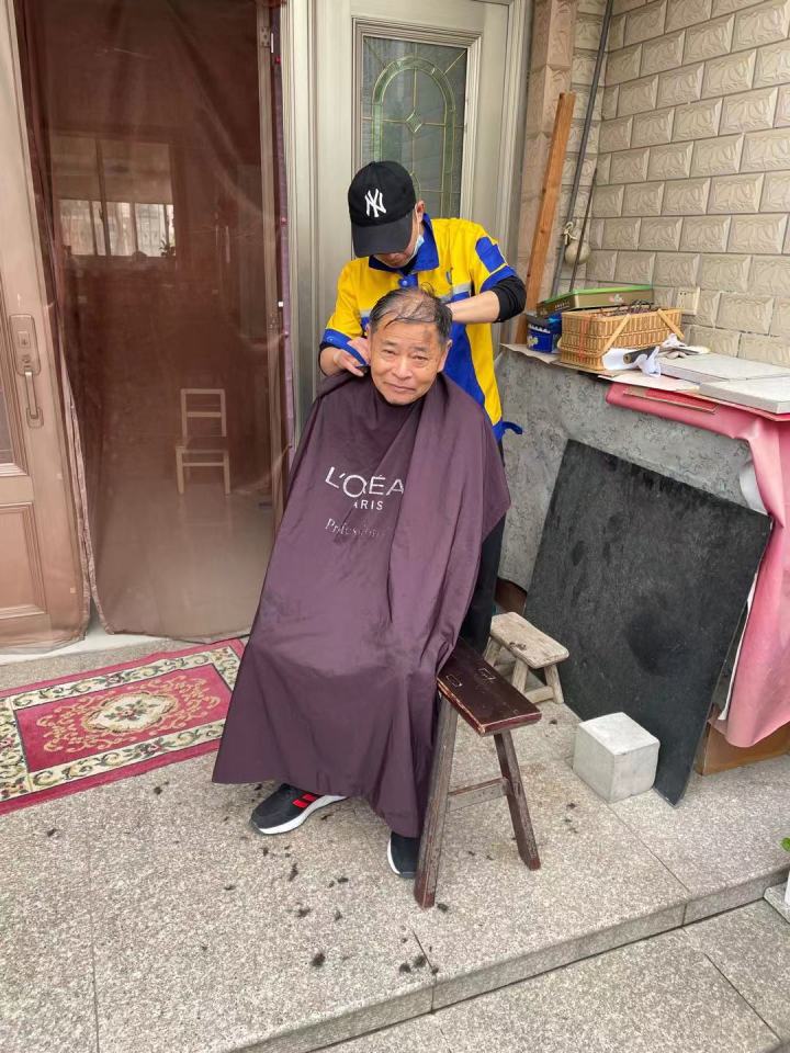 工厂清洗设备作业现场