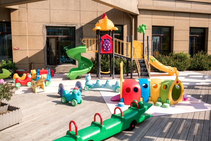 现代化牙科治疗设备