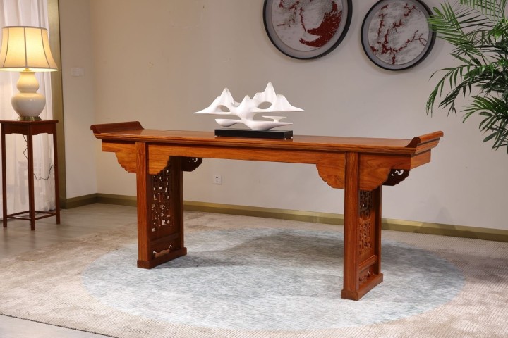 年年红现代化红木家具生产车间