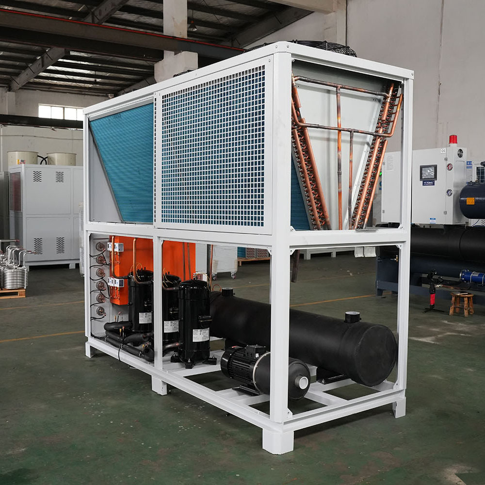 现代化生产车间与先进设备