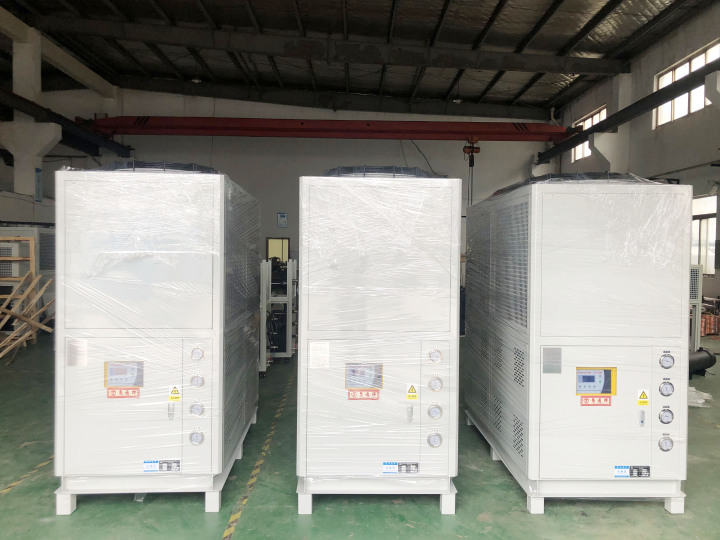 易通精密现代化工厂外观