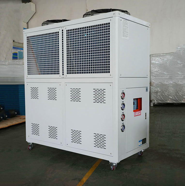 广泛应用于各行业的水冷式螺杆冷水机
