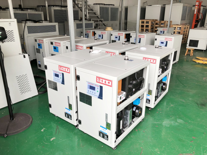 易通精密多种工业制冷设备展示