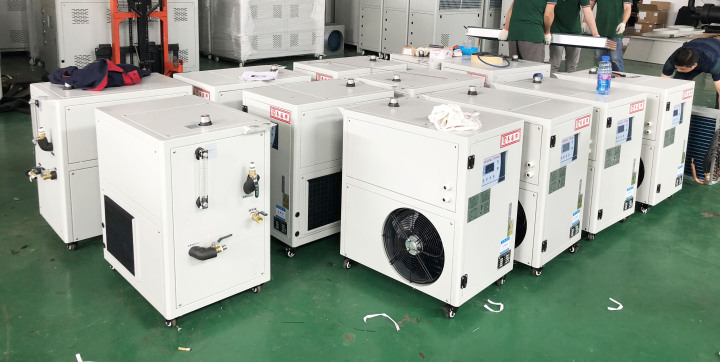 易通精密现代化生产车间