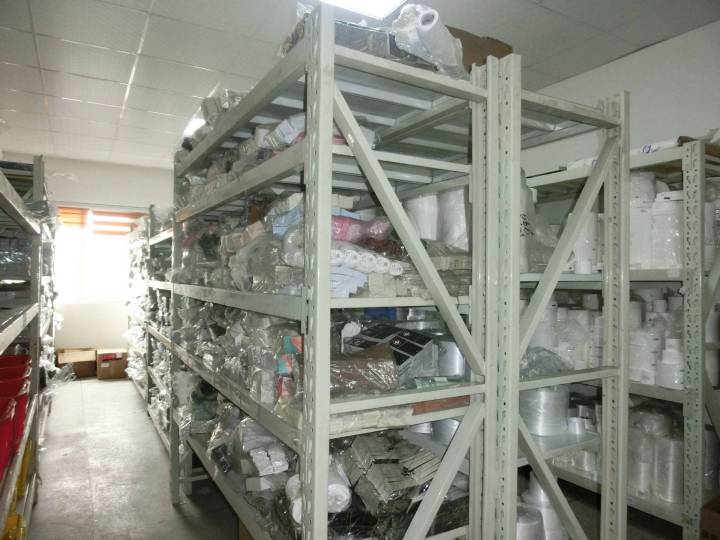 织唛应用于高端成衣效果展示