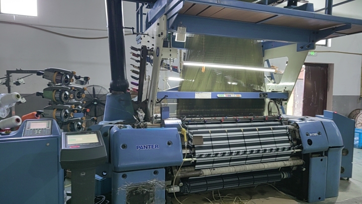 水洗标生产车间