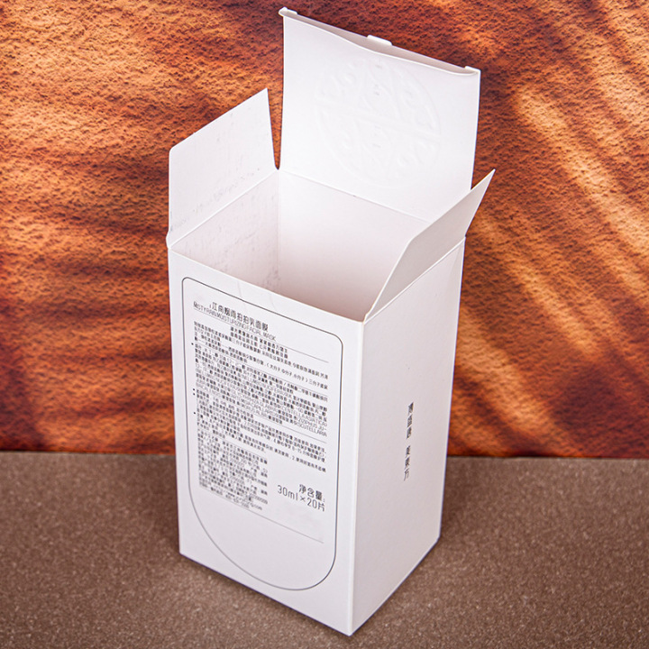 现代化年节礼盒生产车间