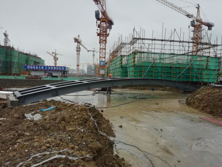 现代化钢结构桥梁工厂生产车间