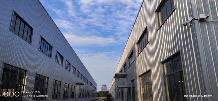 高标准钢结构构件加工现场