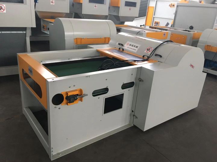 开棉机核心工作部件特写