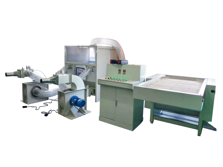 先进的无胶棉生产线运行实拍