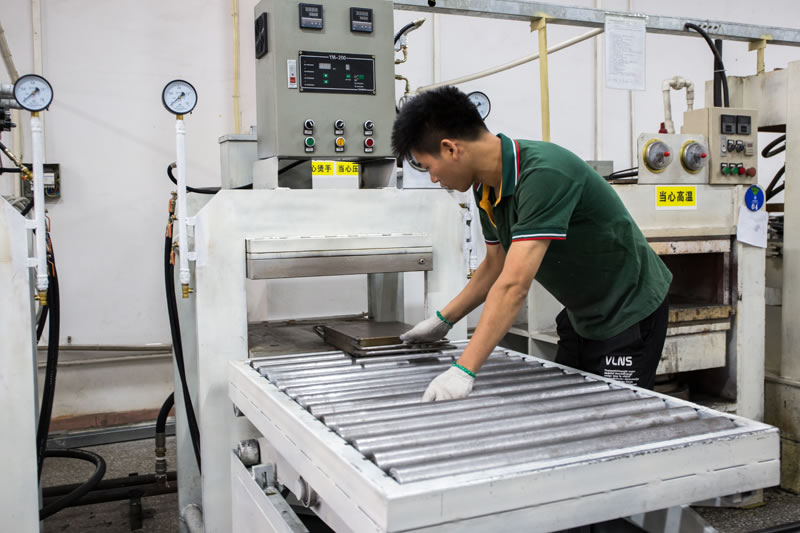 碳纤维精密零件展示